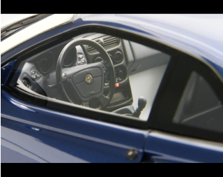Alfa Romeo GTV 2.0 T.Spark 16V 1995 BLU ATOLLO Laudoracing 1:18 Resinemodell (Türen, Motorhaube... nicht zu öffnen!)